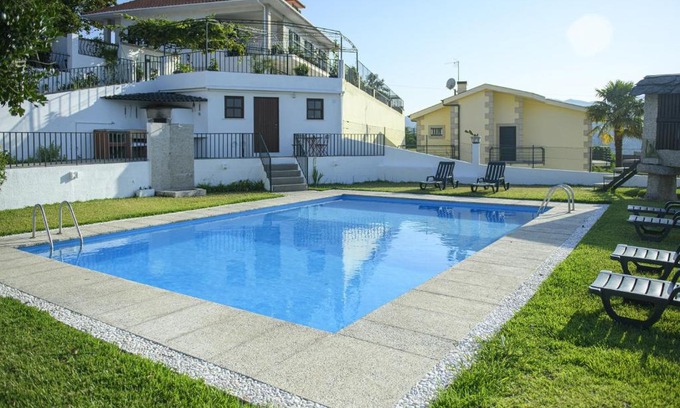 Amarante Villa | Majestic Villa in Amarante with Private Pool