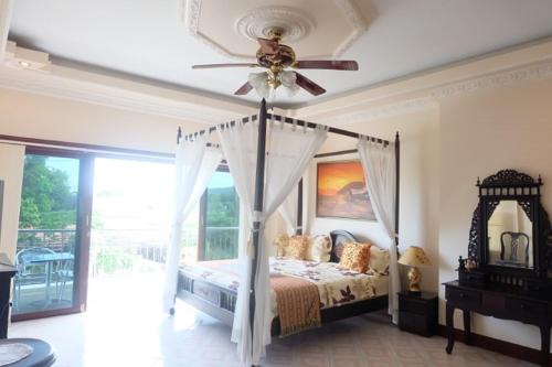Ban Saiyuan Casa | Majestic Villas Guesthouse Phuket.