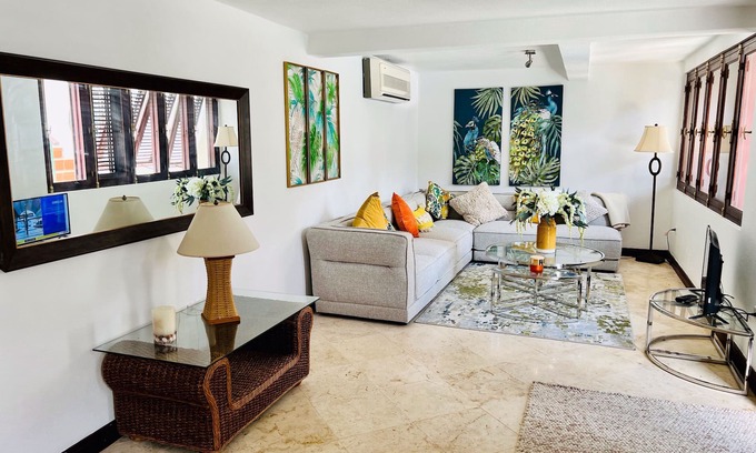 Porters Casa | Make Dreams at Mango Crescent