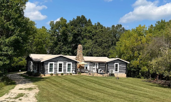 Leasburg Cabina | Make some memories at Patten's Landing, our 83-year old restored river cabin!