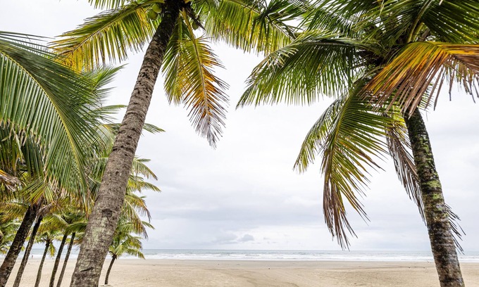 Praia Grande Apartamento | Make Some Memories at This Unique Place