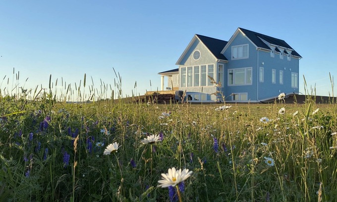 Victoria Casa | Make This Your “New Normal"