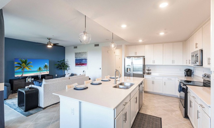 Punta Gorda Condominio | Make yourself at home in this lovely brand new 2-Bedroom Punta Gorda retreat!