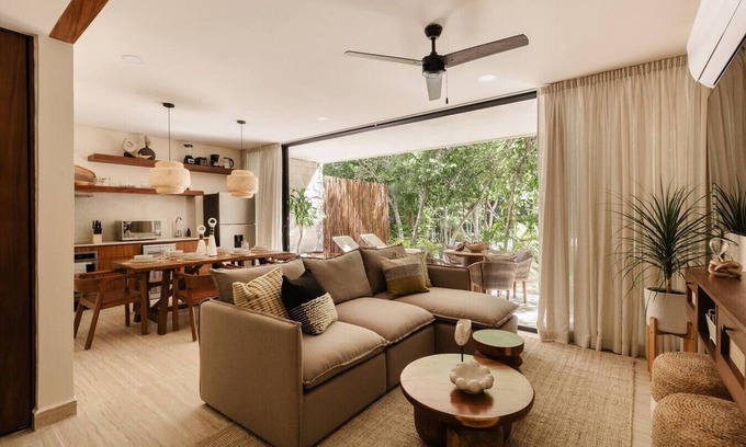 Playa Paraiso Condominio | Makech Samsara Tropical