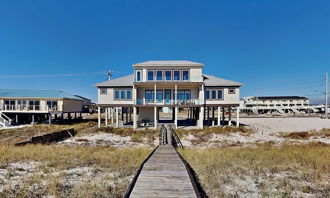 Navarre Beach Casa | Making Memories | Large Luxurious Home on Beach!