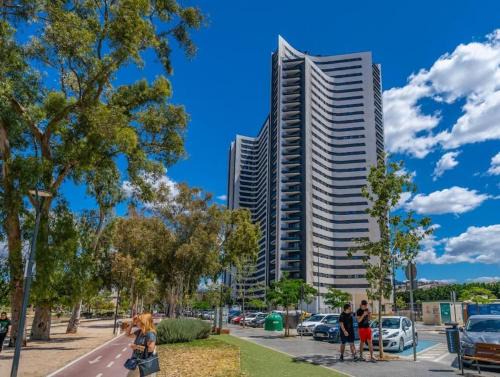 Palma-Palmilla Apartamento | Malaga Skyline Suite with Pool - Floor 26 - Free Parking