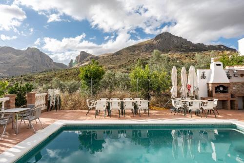 Alcaucín Chalet De Esquí | MalagaSuite Villa Rural Alcaucín