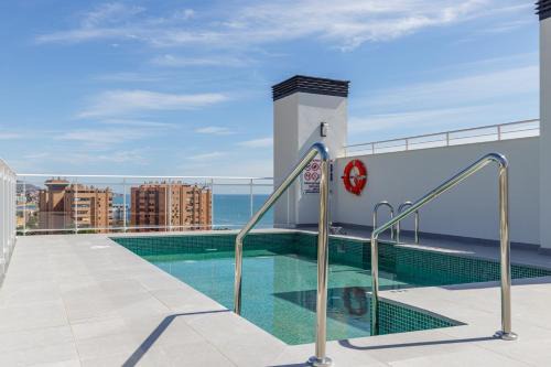 La Malagueta Apartamento | Malagueta Miramar with Shared Pool by Caleta Homes