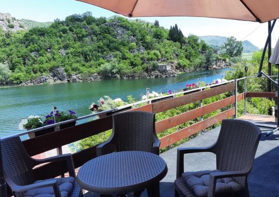 Karuc Apartamento | Mali Raj Apartmani
