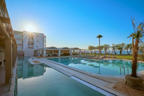 Malia Hotel | Malia Bay Beach Hotel & Bungalows