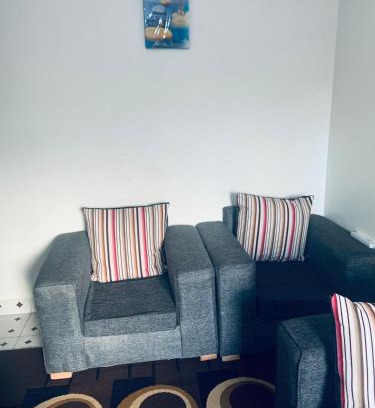Ngelani Cama Y Desayuno | Malias furnished apartment