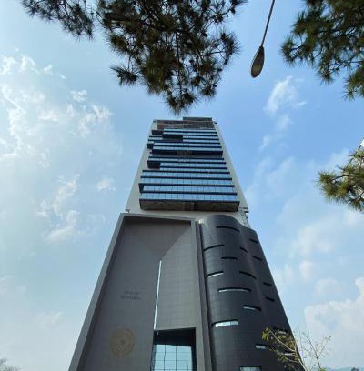 F-7 Sector Apartamento | Mall of Islamabad F7 - Apartments by Superhost
