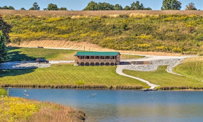Cub Run Cabina | Mammoth Cave Cabin Rentals 10 - 12.8 miles from Mammoth Cave National Park
