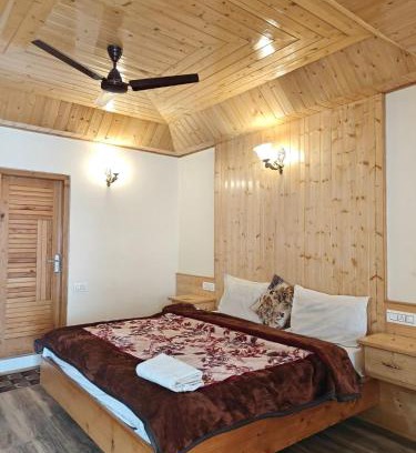 Vashist Hotel | Manali luxury Hotel - By Naina rockland