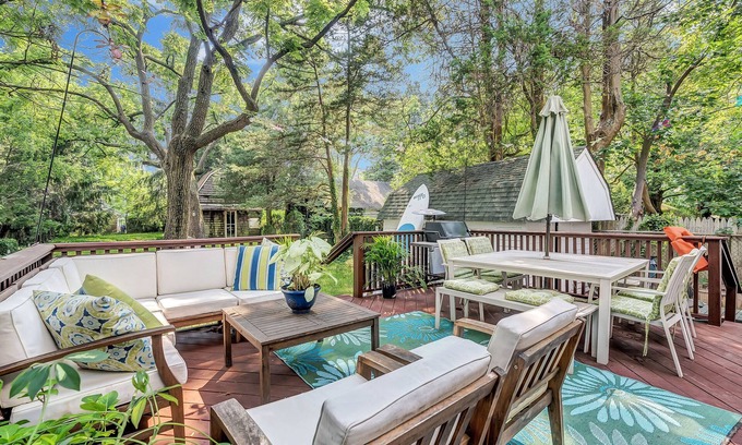 Manasquan Casa | Manasquan Seashore Victorian- Best street in town! 10% off for 14 day booking!