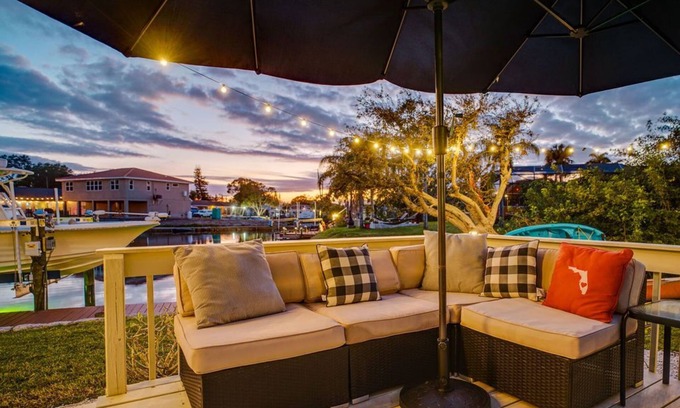 Bayshore Gardens Casa | Manatee Cove: Private Oasis with Wildlife, Hot Tub & Fun Game Room!