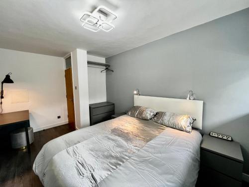 Baguley Apartamento | Manchester - 1 Bedroom - Sleeps 3 - Free Parking
