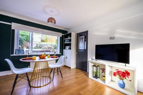 Salford Casa | Manchester Serviced Accomodation NorthernNightzzz - The Bank