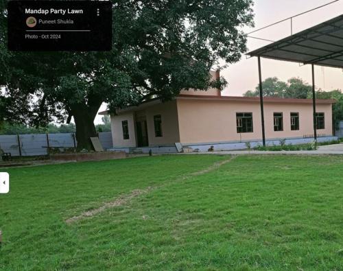 Bindki Cama Y Desayuno | Mandap Party Lawn and Resort