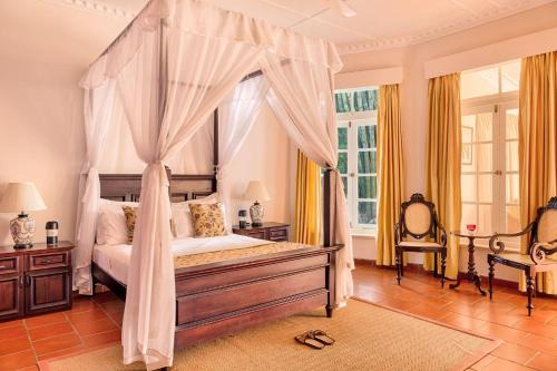 Hatton Casa | Mandira Strathdon by HPL