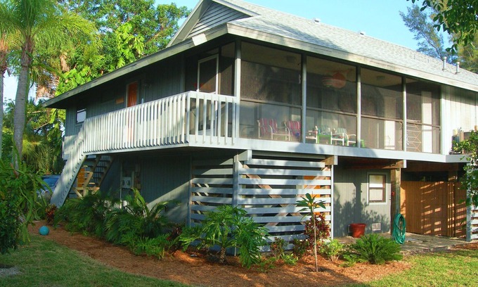 Sanibel Casa | Mango House - Una joya rara en Sanibel! - La tarifa mostrada es de 10% de descuento en mayo de 2019.