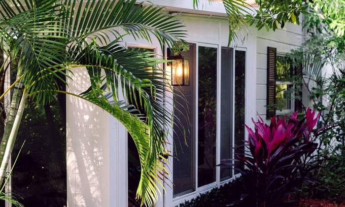 Clearwater Cabaña | Mango Tree Cottage on a bike trail