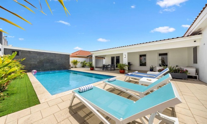 Kamay Apartamento | Lux Villa w/ Private Pool at Mango Villa by Bocobay
