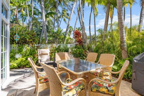 Bahama Village Casa | Mangrove Lagoon