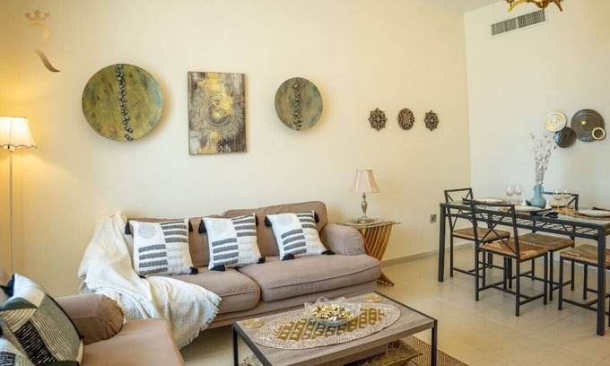 Abu Dhabi Apartamento | Mangrove Serenity: Luxurious 2BR Apartment