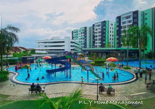 Kampung Kuala Pari Apartamento | Manhattan Condo Ipoh Waterpark PoolView FREE Carpark & Netflix by PLY Home