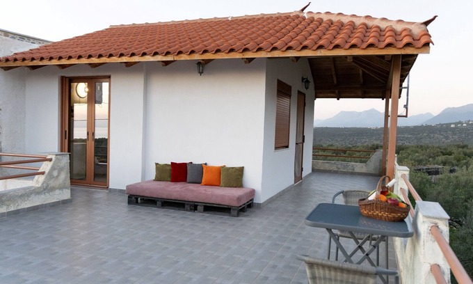 Omales Apartamento | Mani Tigani View