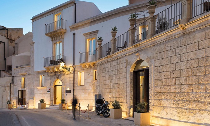 Ortigia Hotel | Maniace Boutique Hotel Ortigia UNA Esperienze