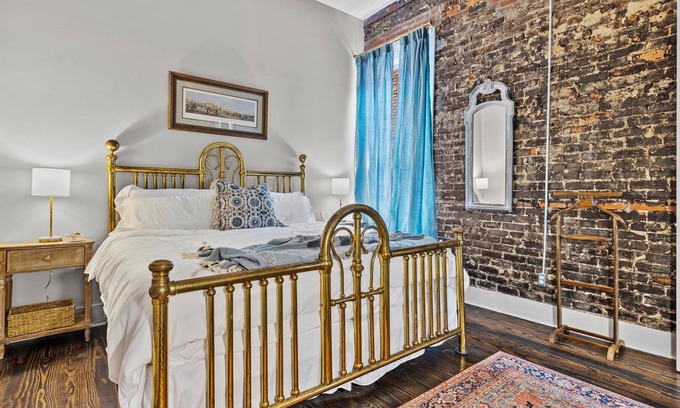 Washington Casa | Manifest Loft 2 in downtown historic Washington, NC
