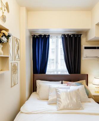 San Dionisio Apartamento | Manila Stay near Manila Airport NAIA Mall Fast Wifi Kitchenette Rouzelea Nest