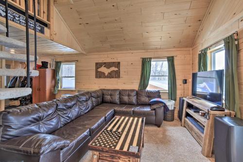 Steuben Casa | Manistique Cabin with Grill - Near Thunder Lake