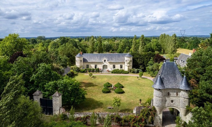 Varennes sur Loire Villa | Manoir Anoir - Tres Habitaciones Villa, Capacidad 6