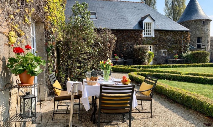 Mont-Dol Apartamento | Manoir de la Bégaudière : Gîte Duguay Trouin