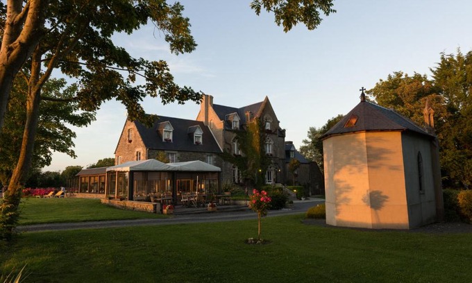 Courtils Hotel | Manoir de la Roche Torin, The Originals Relais