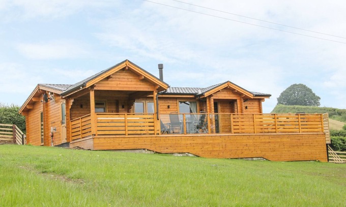 Bettws Cedewain Cabaña | Manor Farm Lodges - Dragon Lodge, NEWTOWN