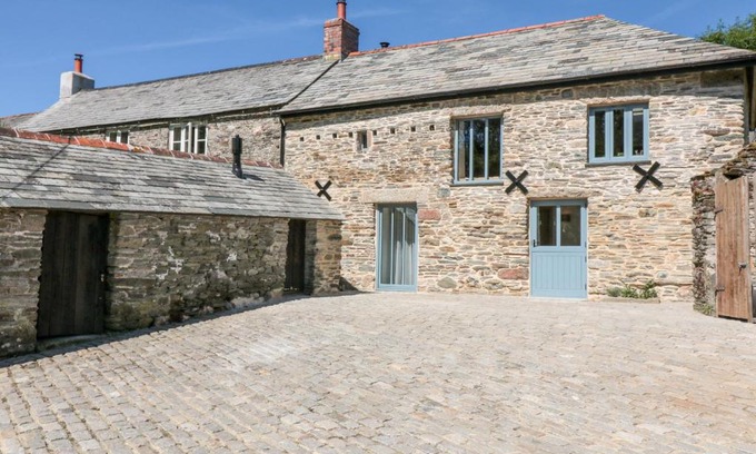Camelford Casa | Manor House Barn