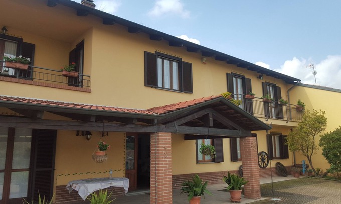 Moncalvo Casa | Casa señorial en el corazón de Monferrato