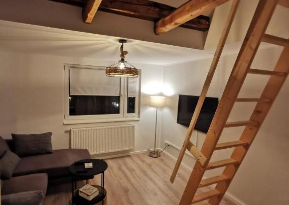 Heppens Apartamento | Mansarde Ferienwohnung - Modern - Zentral - PayTV