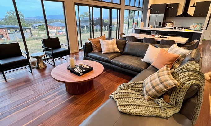 Mansfield Casa | Mansfield High Country Getaway House