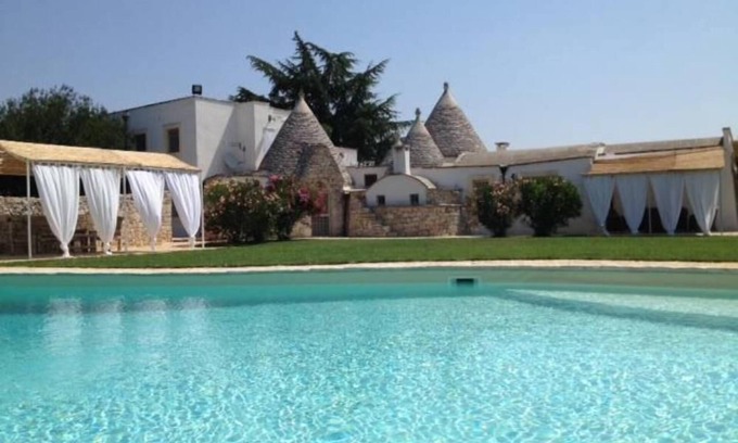 Ceglie Messapica Casa | Masseria entre los olivos y los caballos murgesi