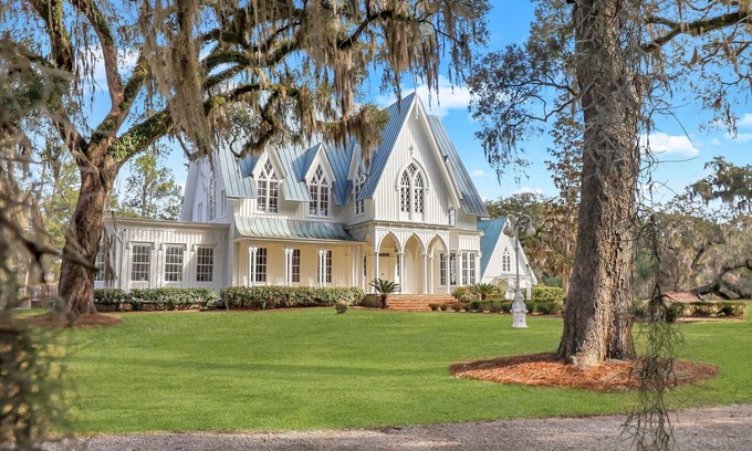 Bluffton Casa | Mansion at Rose Hill