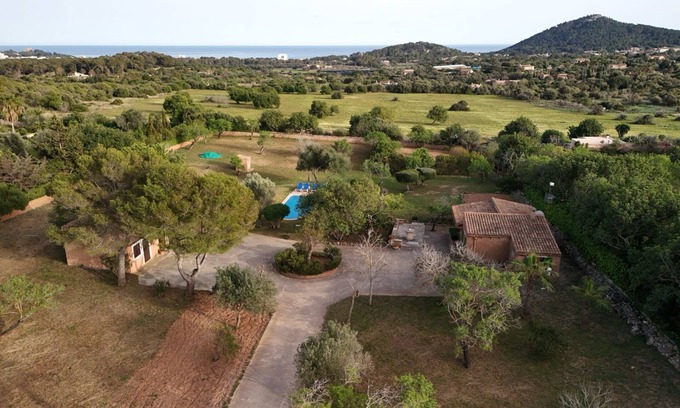 Capdepera Cabaña | Casa rústica en el campo cerca de la playa y con vistas al mar
