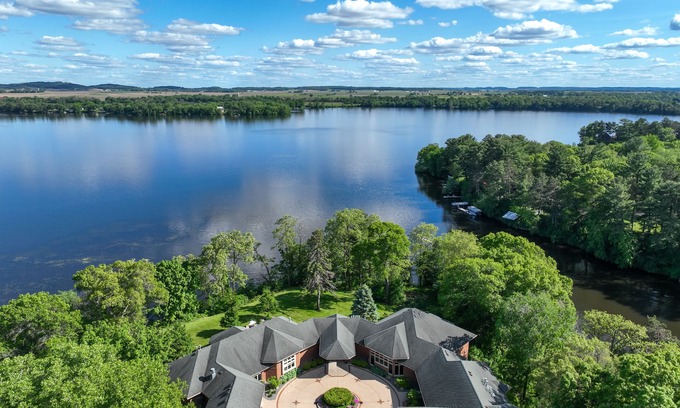 Tainter Lake Casa | Mansión en el lago Tainter