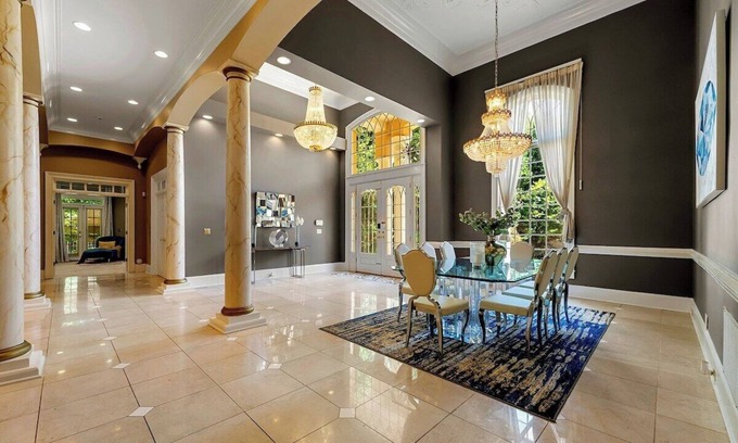 Clarkdale Casa | Mansion-Pool-Bball Court-Gym