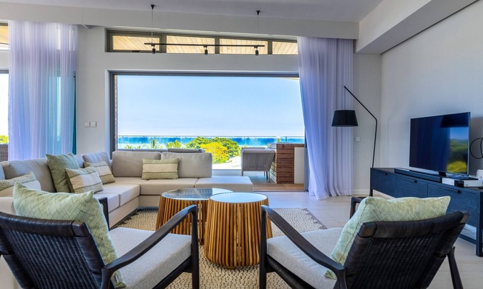 La Mivoie Apartamento | Manta Cove - Penthouse by Horizon Holidays