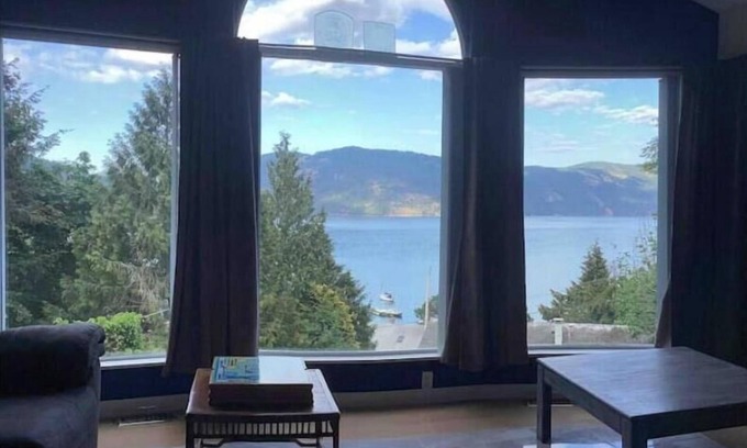 Maple Bay Casa | Maple Bay with ocean view and beach close by